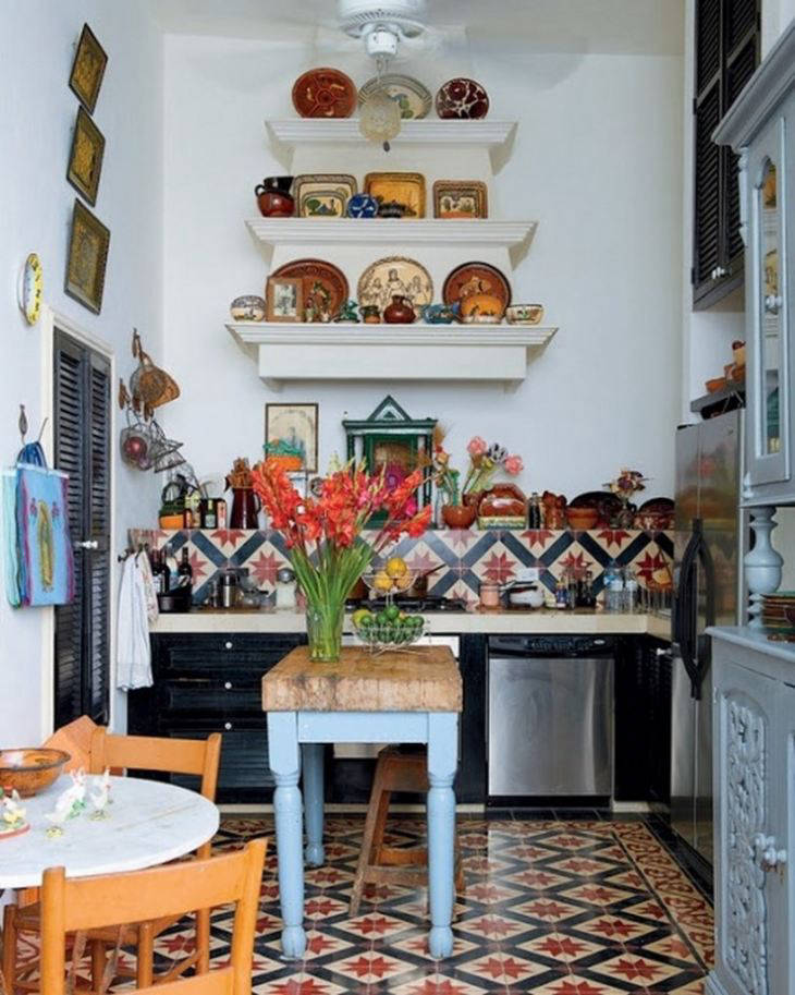 suelo hidraulico en cocina antigua