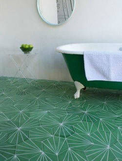 suelo hidraulico hexagonal en baños